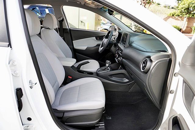 Certified 2023 Hyundai Kona SEL image 11