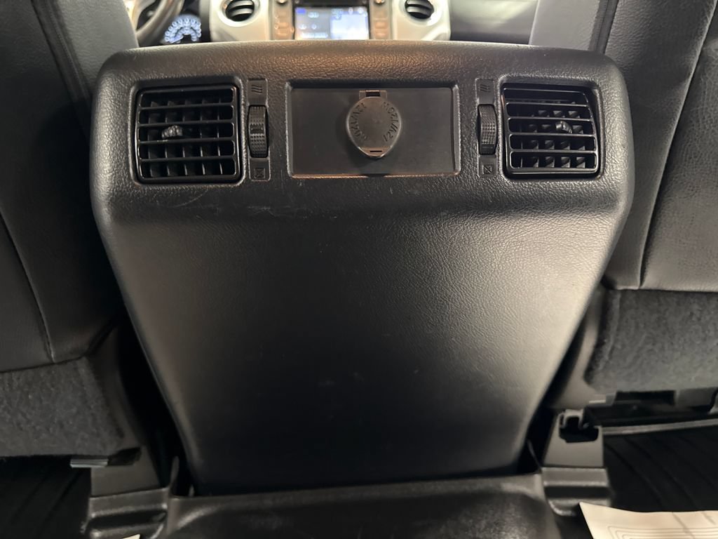 Used 2018 Toyota Tundra Limited AWD/4WD image 40
