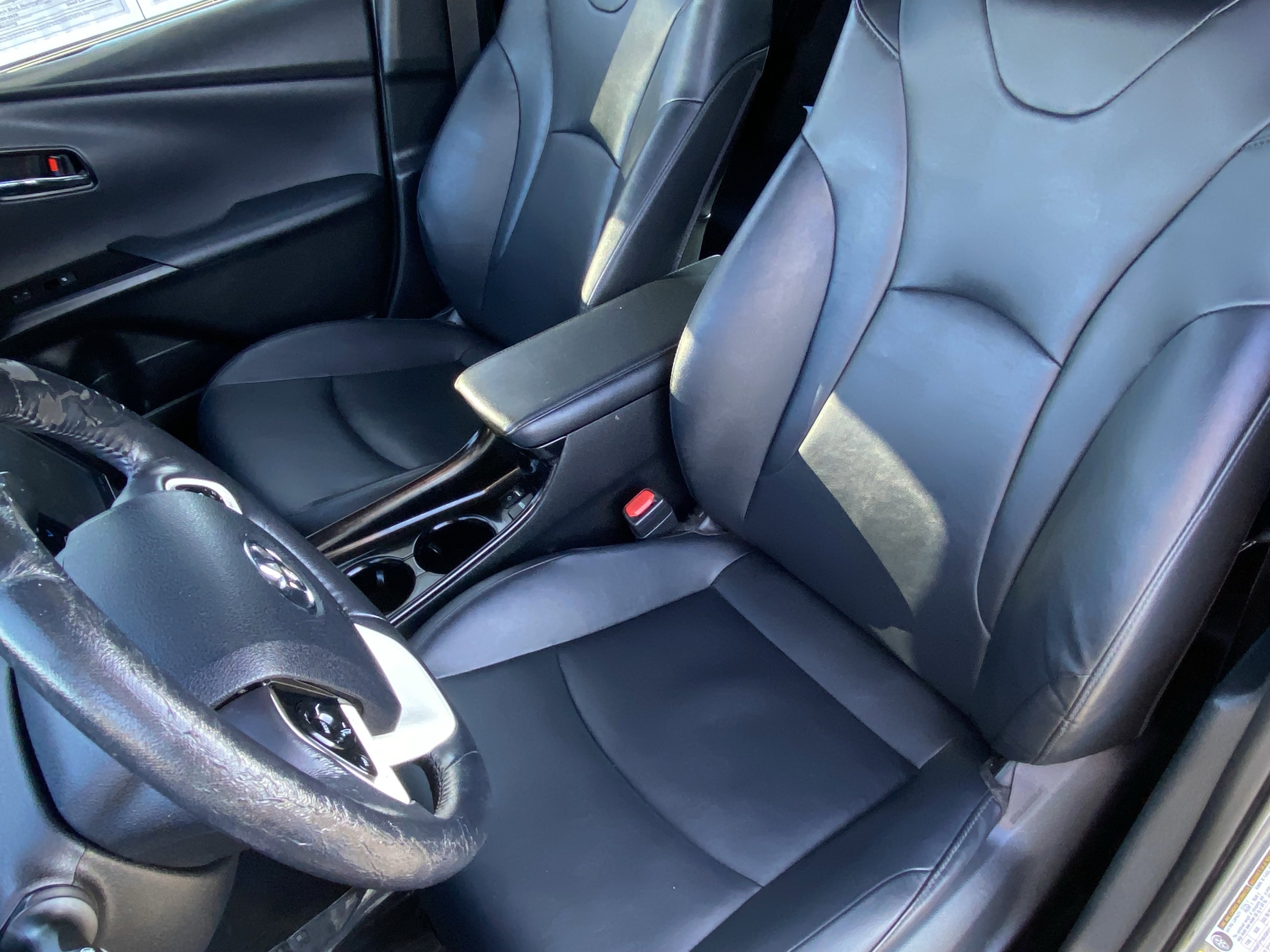 Used 2018 Toyota Prius Prime Advanced FWD image 27