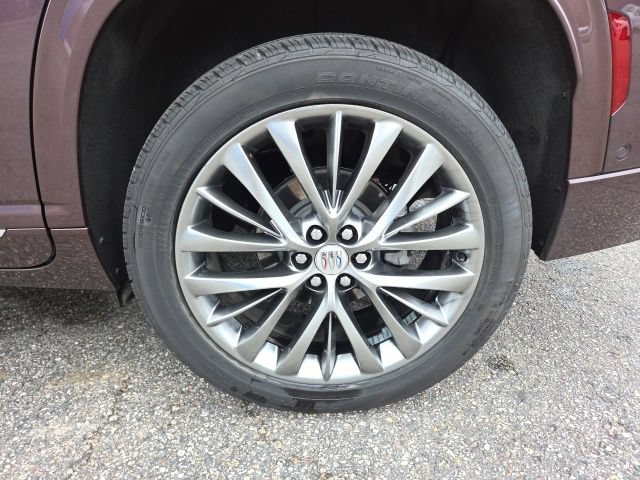 Used 2025 Buick Enclave Avenir w/ Super Cruise Package AWD/4WD image 71