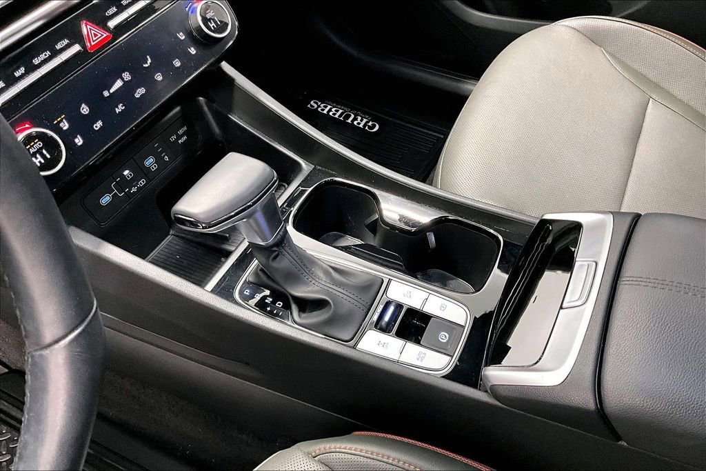 Used 2025 Hyundai Santa Cruz Limited image 17