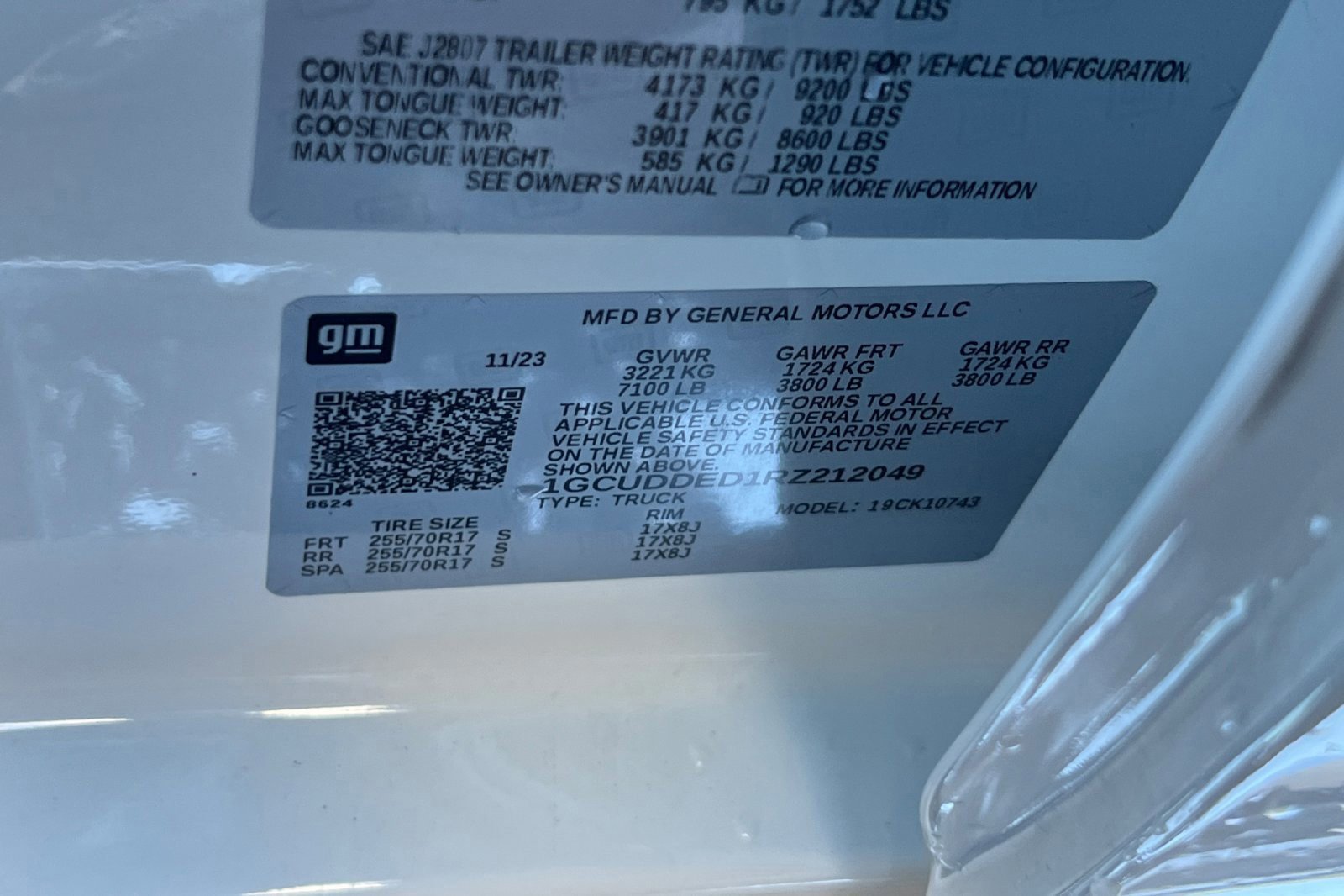 Used 2024 Chevrolet Silverado 1500 LT w/ Protection Package image 29