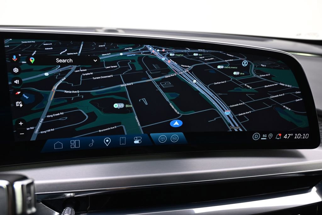 New 2025 Cadillac Lyriq Sport image 29