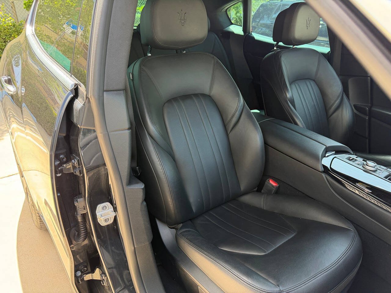 Used 2023 Maserati Levante Modena AWD/4WD image 18