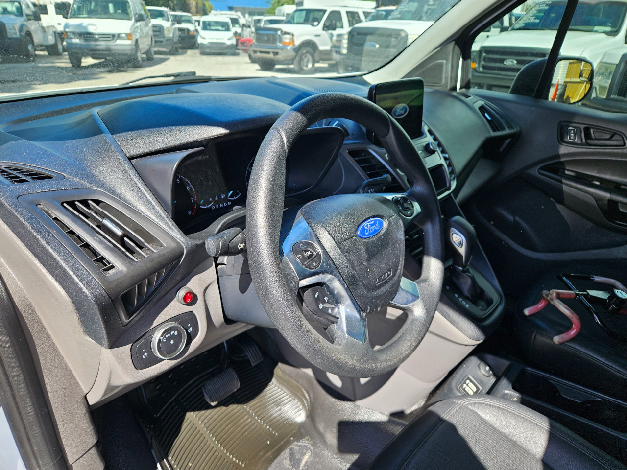 Used 2020 Ford Transit Connect XL image 9