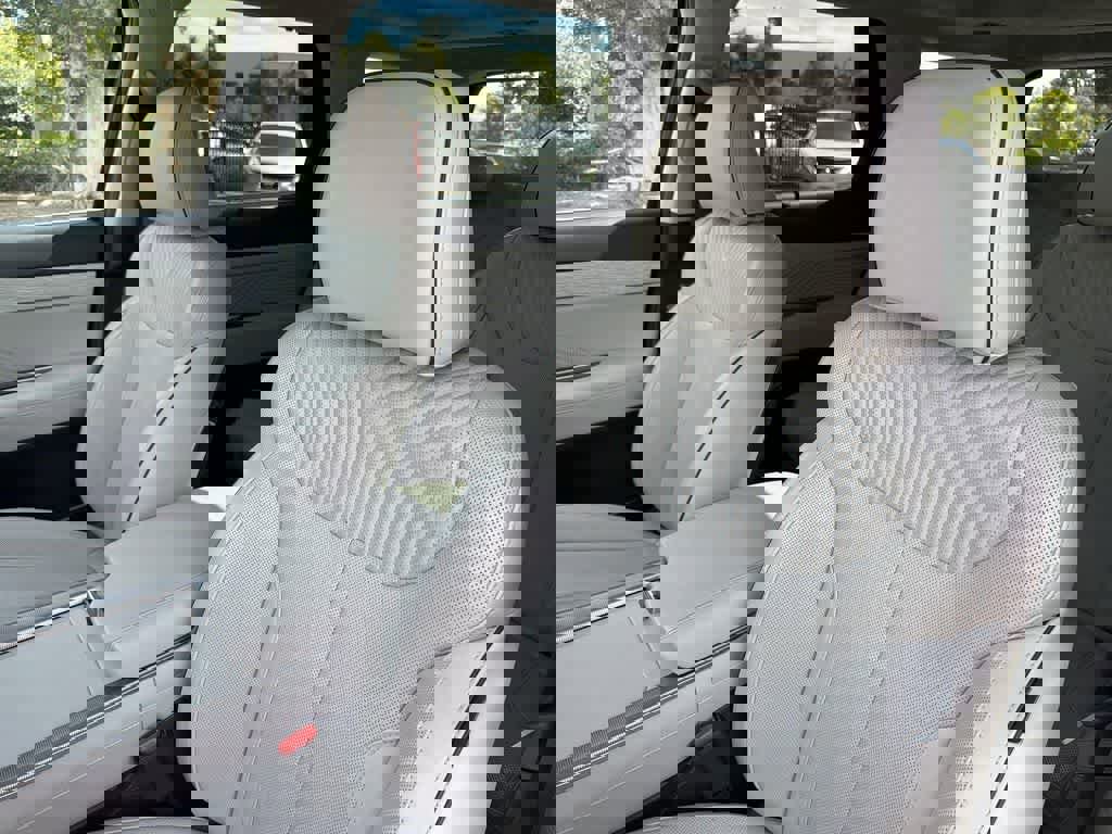 Used 2024 Hyundai Palisade Calligraphy image 28