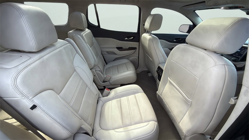 Used 2021 GMC Acadia Denali w/ Denali Technology Package image 12