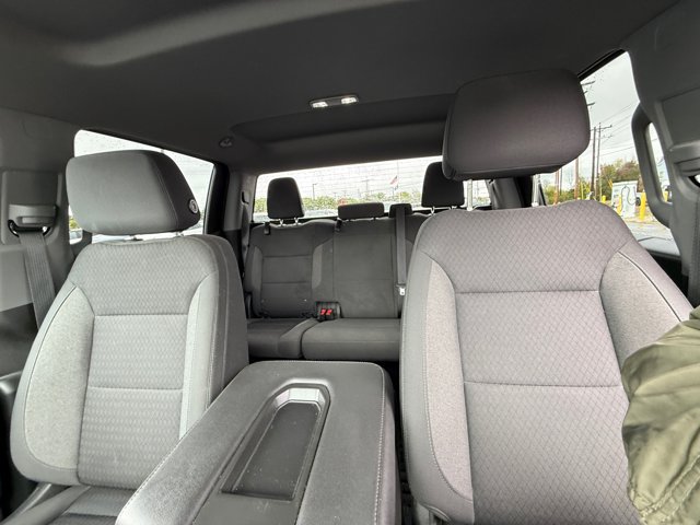 Used 2023 Chevrolet Silverado 1500 LT AWD/4WD image 18