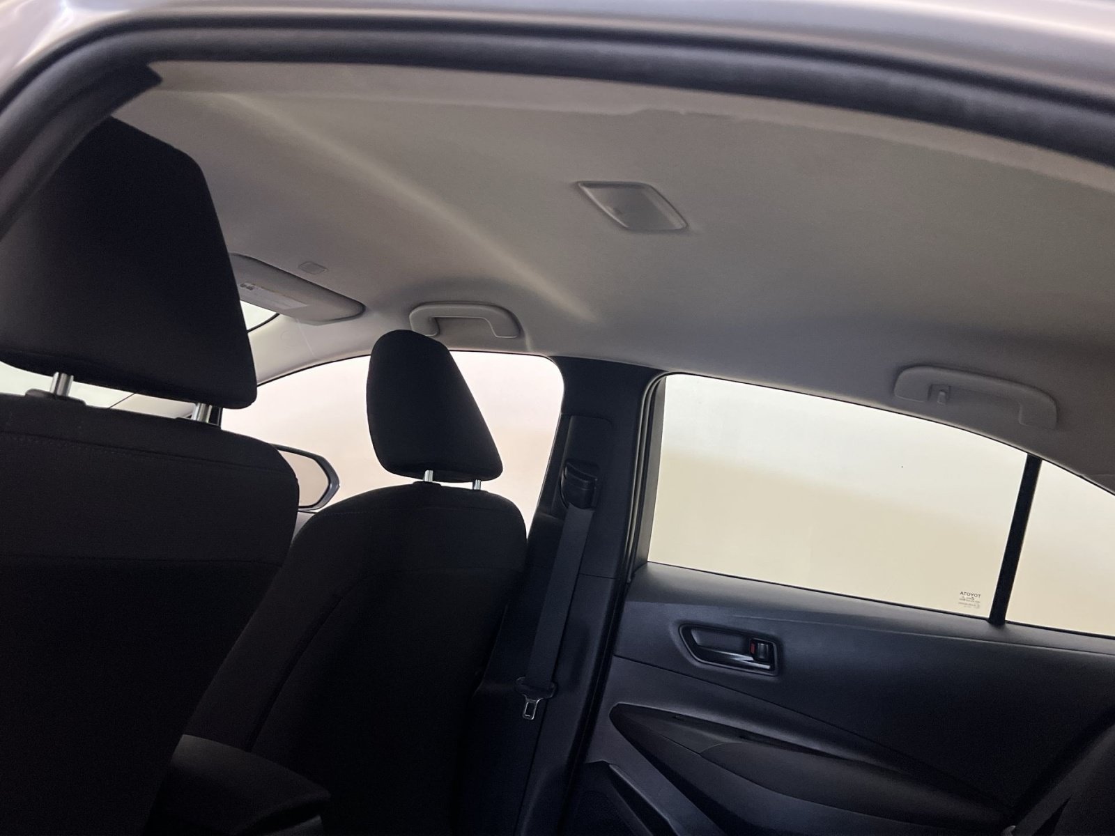 Used 2024 Toyota Corolla LE FWD image 23