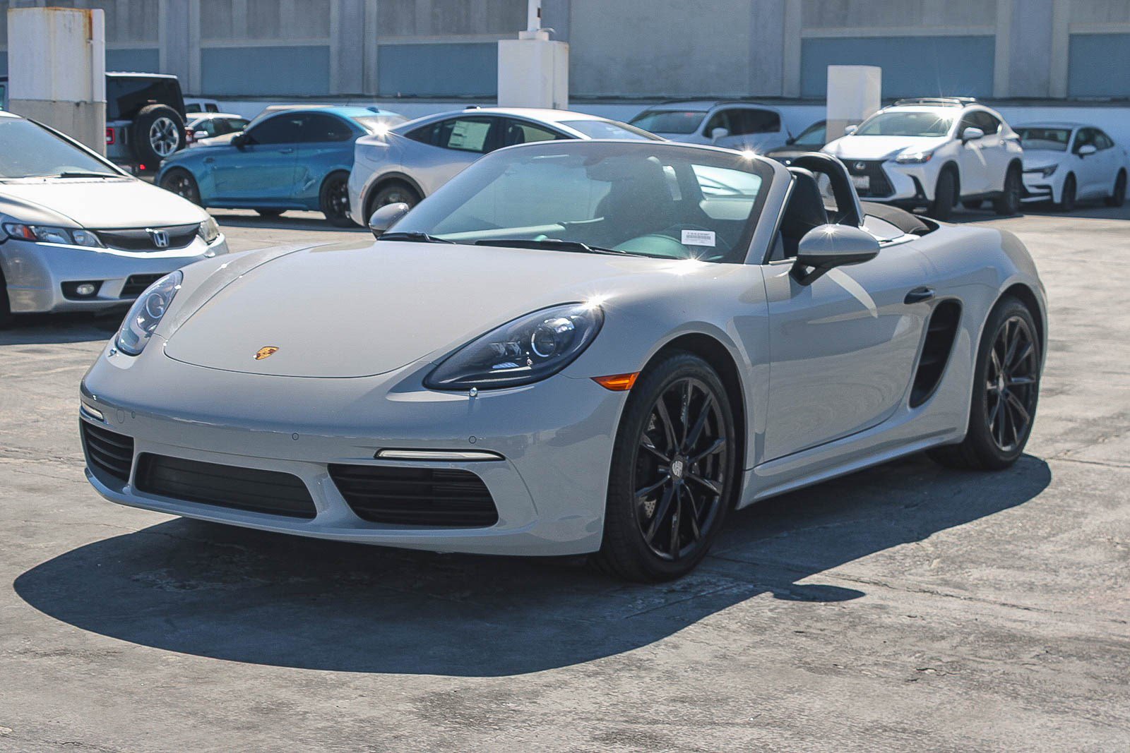Used 2025 Porsche 718 Boxster image 15
