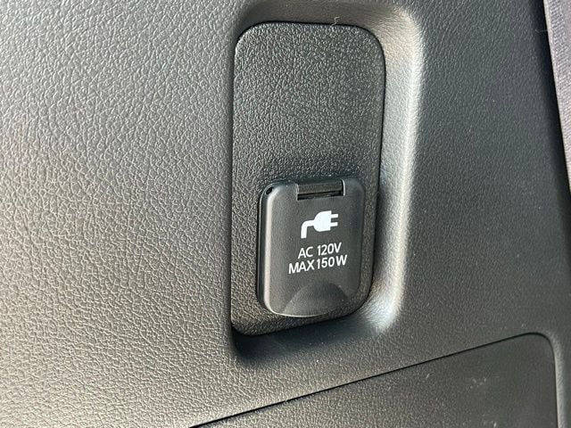 New 2025 Nissan Armada SL w/ Convenience Package image 17