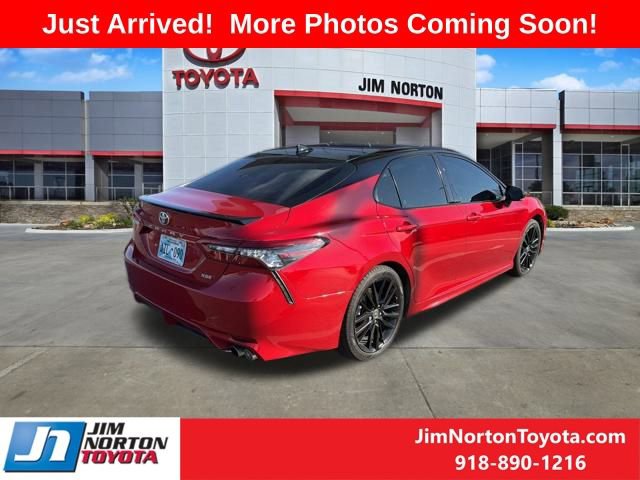 Used 2022 Toyota Camry XSE image 7