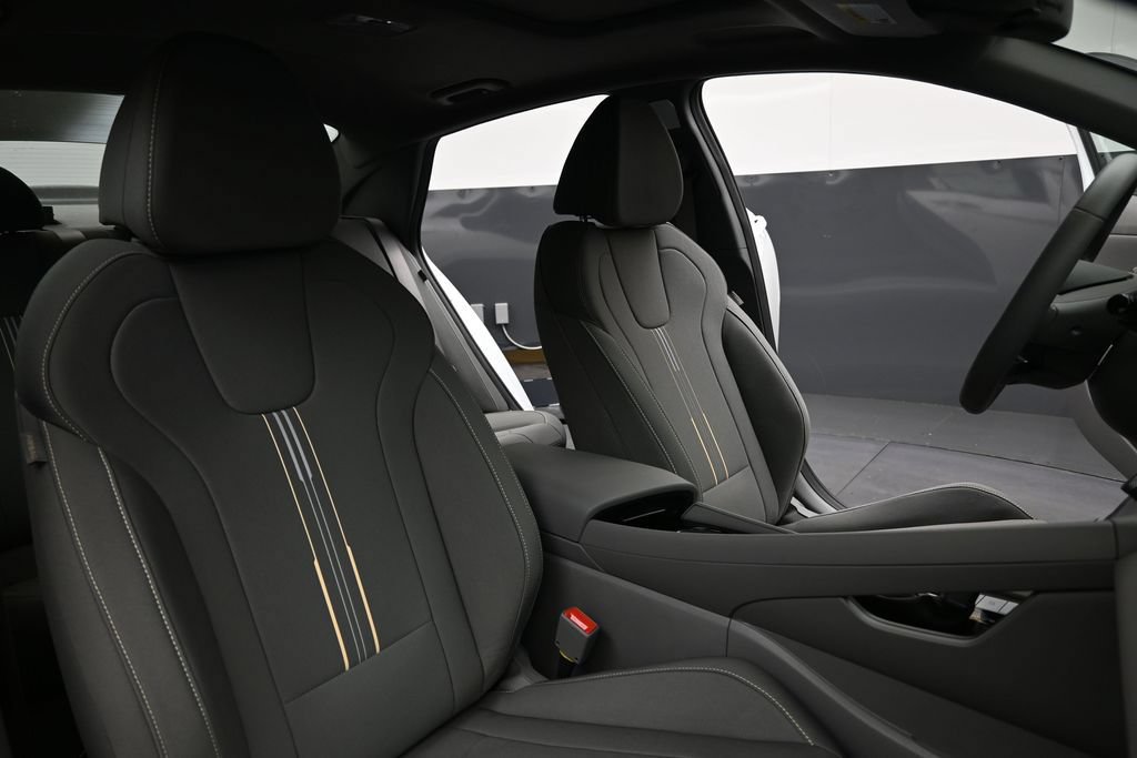 New 2026 Hyundai Elantra SEL Sport Premium FWD image 13