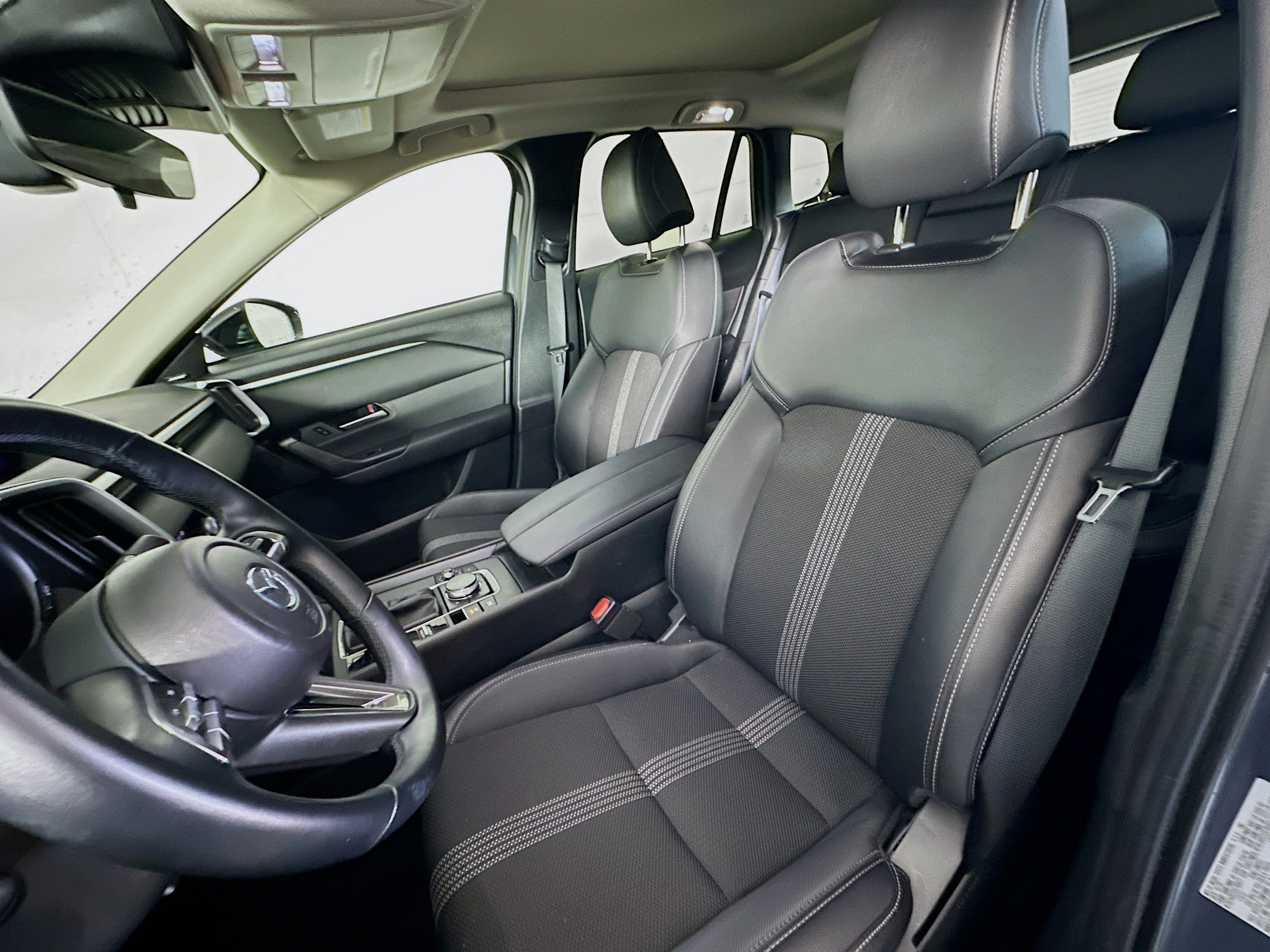 Used 2025 MAZDA CX-50 AWD 2.5 S w/ Premium Package image 13