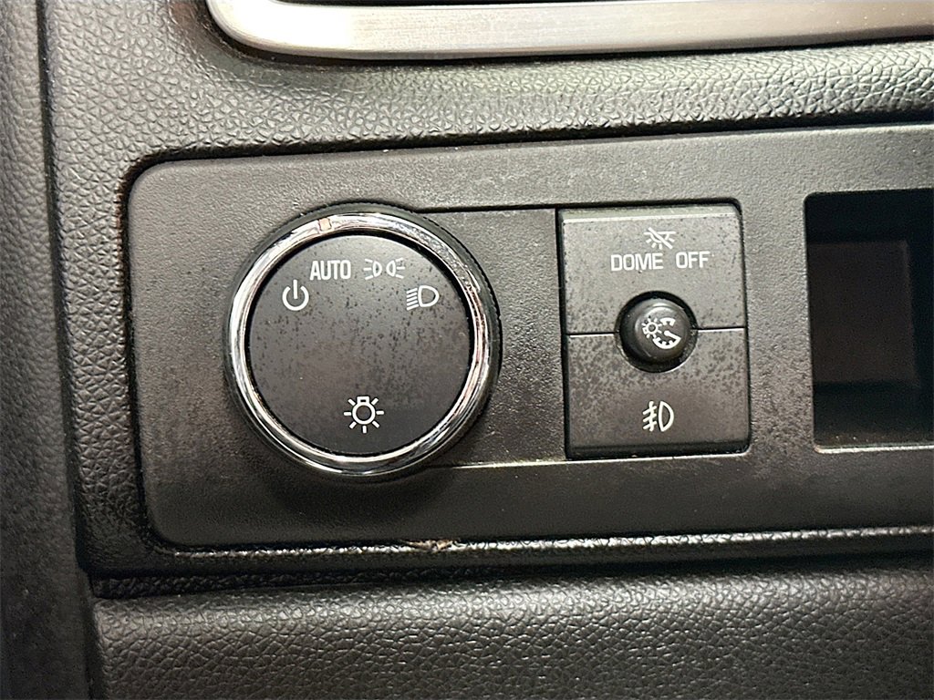 Used 2013 GMC Yukon XL Denali image 11