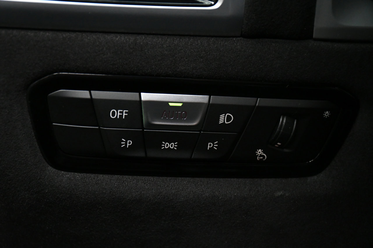 Used 2023 BMW M8 Competition w/ M Carbon Exterior Package image 32