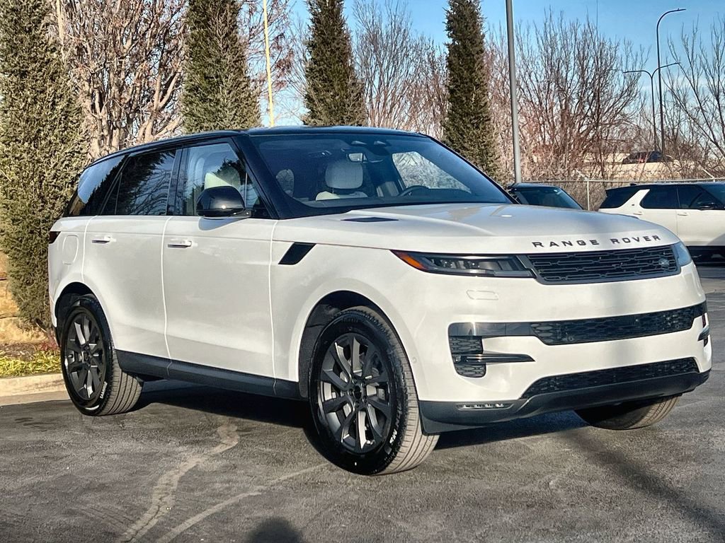 Used 2026 Land Rover Range Rover Sport SE AWD/4WD image 7