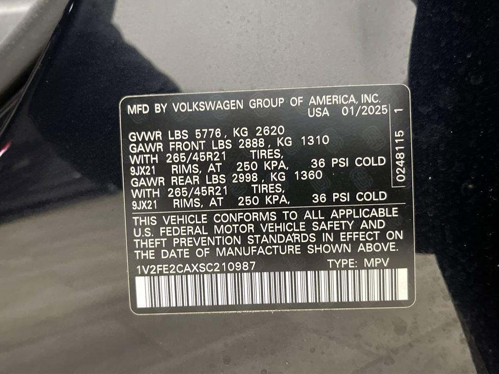 Used 2025 Volkswagen Atlas Cross Sport SEL Premium R-Line image 39