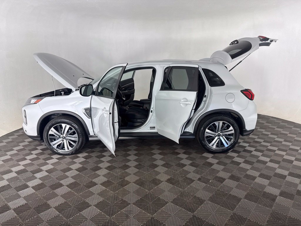 Used 2023 Mitsubishi Outlander Sport SE AWD/4WD image 10