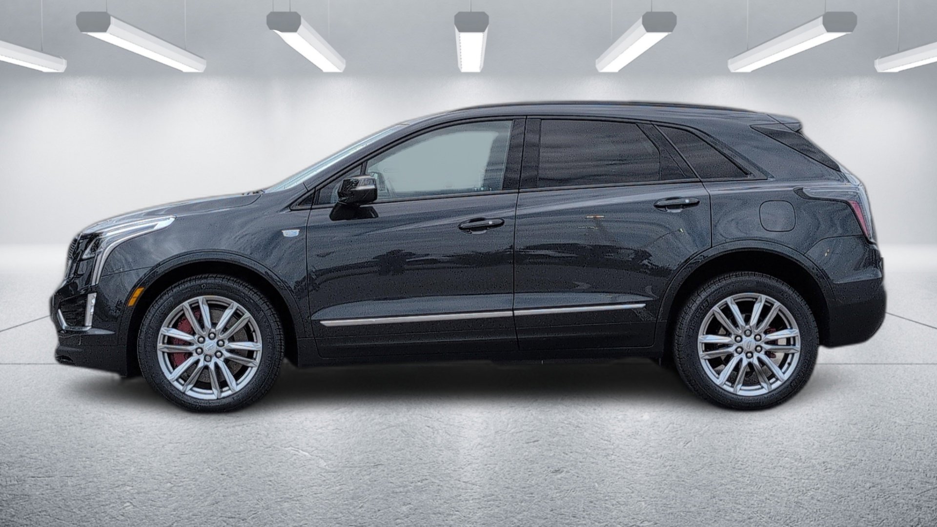 Certified 2023 Cadillac XT5 Sportv image 2