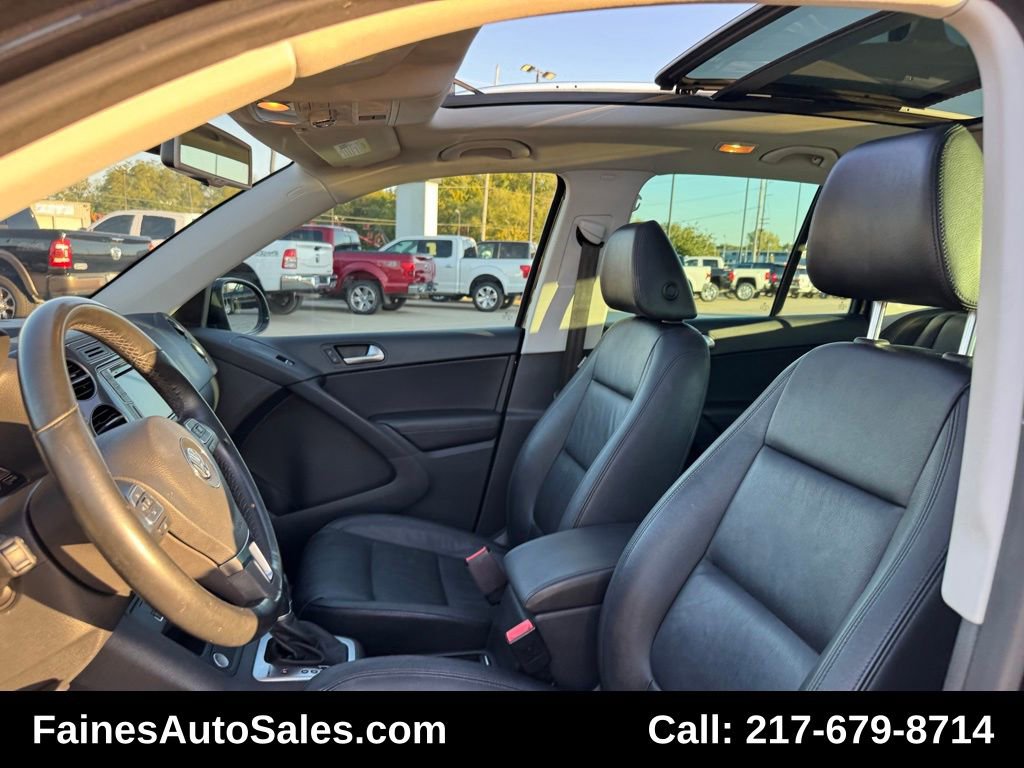 Used 2017 Volkswagen Tiguan SEL image 95