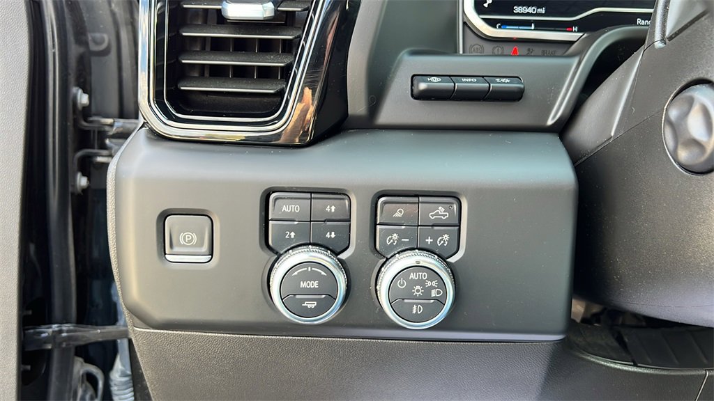 Used 2022 GMC Sierra 1500 AT4 w/ AT4 Premium Package image 15