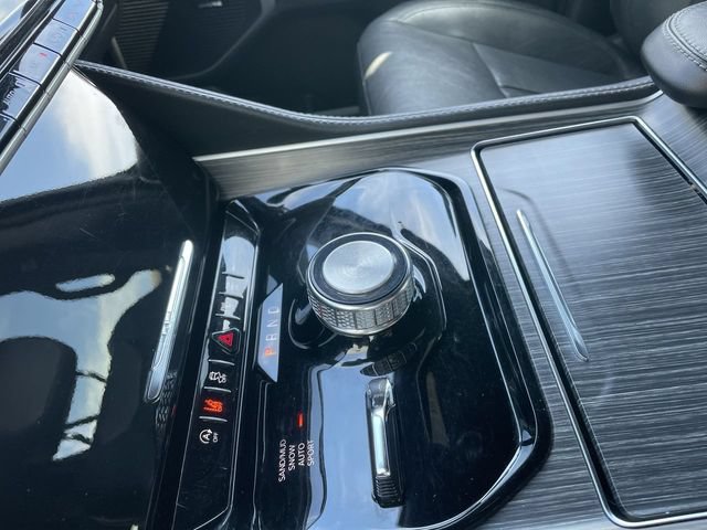 Used 2023 Jeep Wagoneer L Series II w/ Premium Group I AWD/4WD image 20
