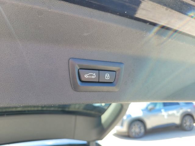 Used 2024 BMW X3 sDrive30i w/ Convenience Package image 9