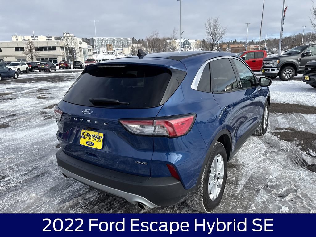 Used 2022 Ford Escape SE w/ Cold Weather Package image 7