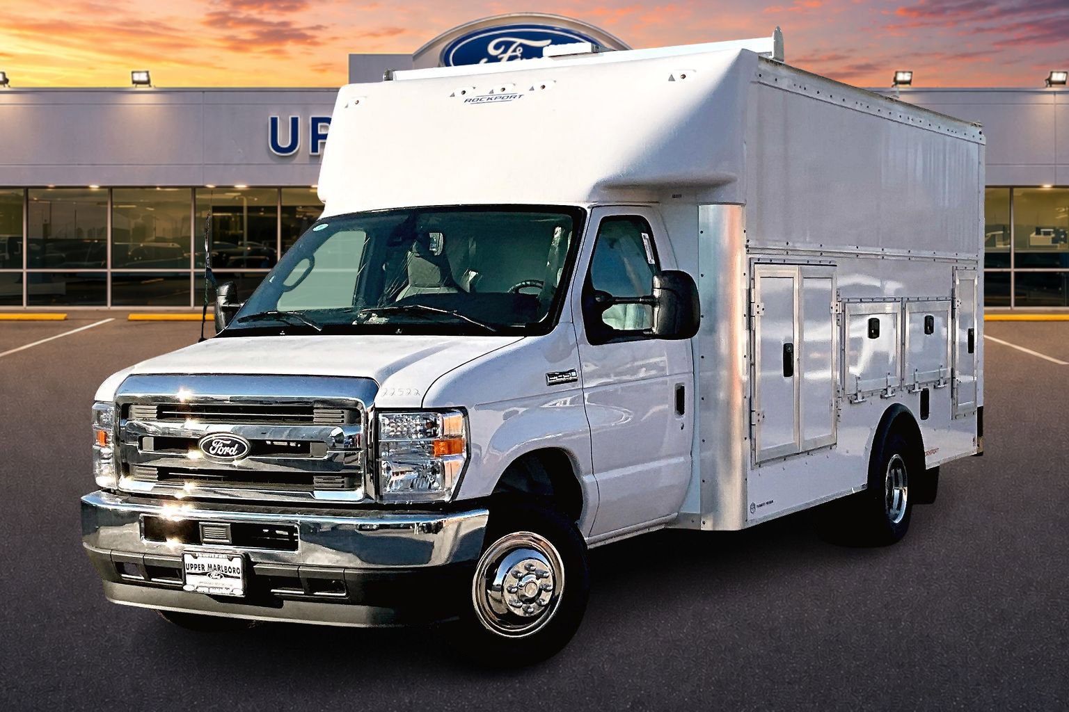 New 2026 Ford E-450 and Econoline 450 Super Duty w/ Power Equipment Group RWD image 2