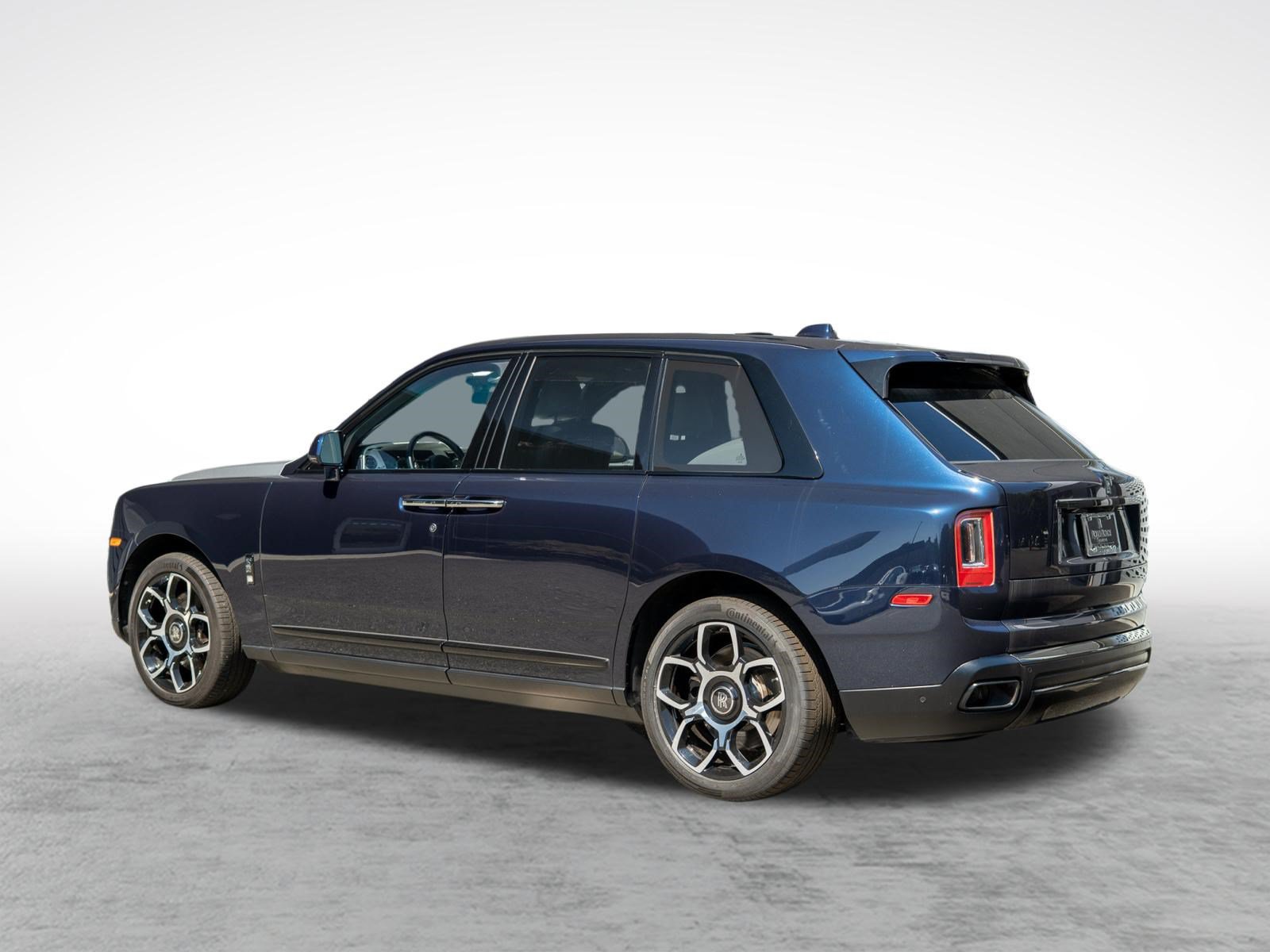 Certified 2024 Rolls-Royce Cullinan Black Badge w/ Leather Finishing Pack AWD/4WD image 3
