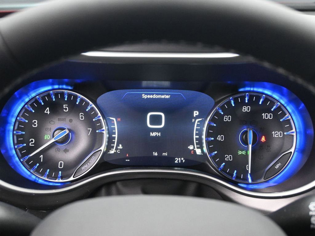 New 2026 Chrysler Pacifica Select w/ S Appearance Package FWD image 9