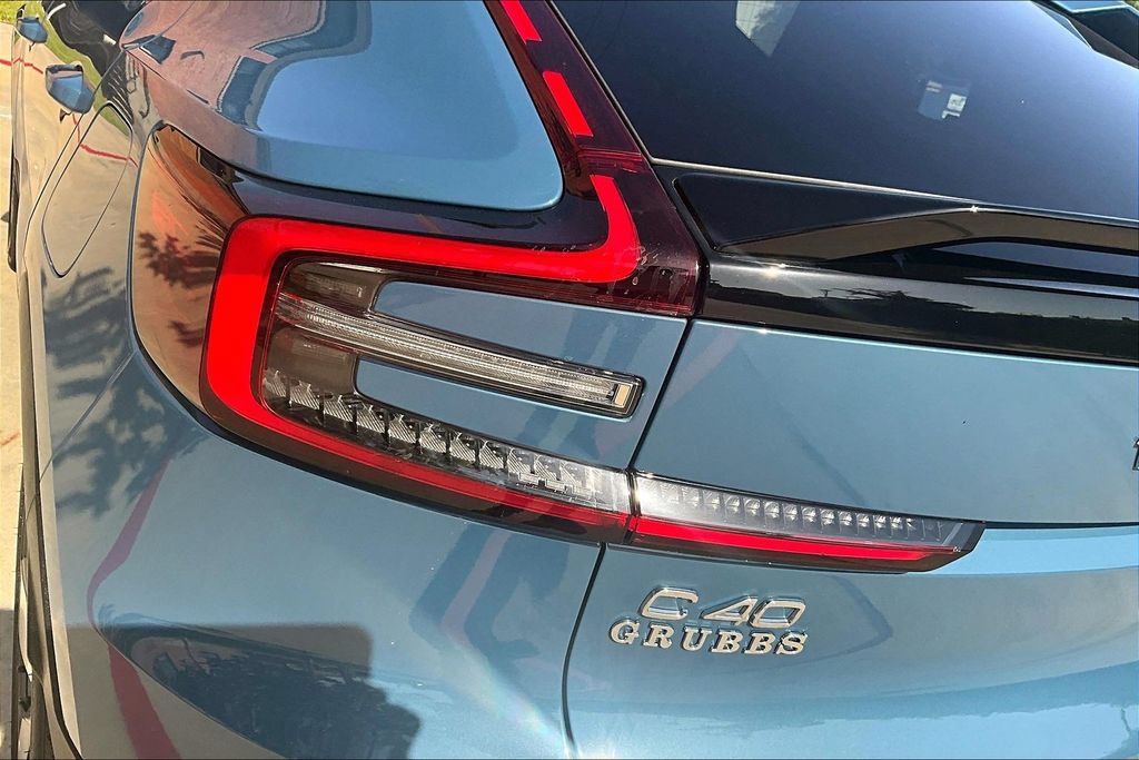 Certified 2023 Volvo C40 P8 Recharge Ultimate w/ Protection Package Premier AWD/4WD image 40