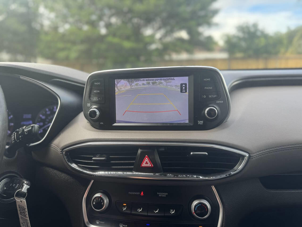 Used 2020 Hyundai Santa Fe SE FWD image 9