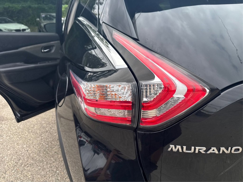 Used 2018 Nissan Murano SV image 26