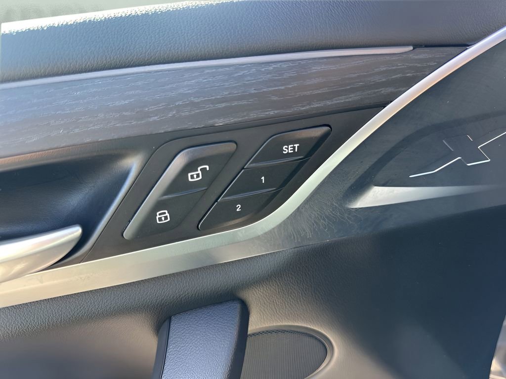 Used 2024 BMW X3 xDrive30i w/ Convenience Package image 11