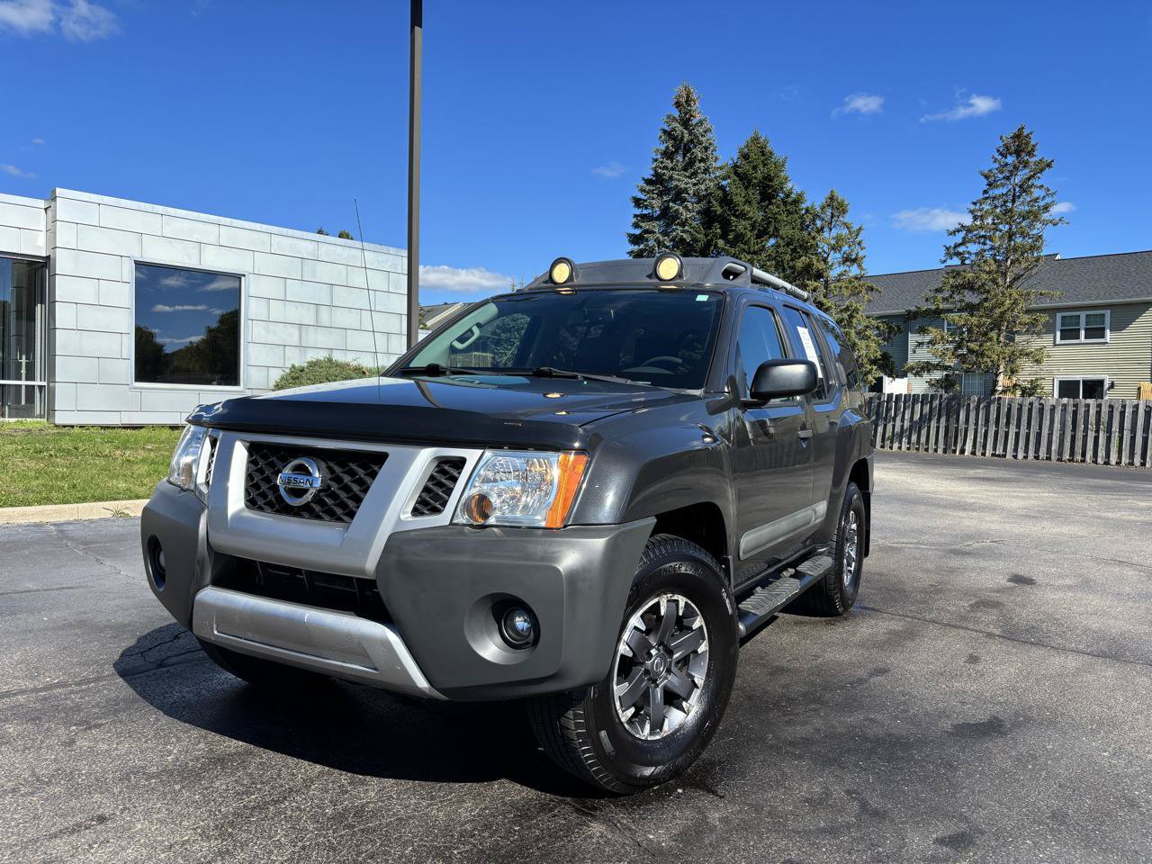 Used 2014 Nissan Xterra PRO-4X w/ Pro-4x Leather Package AWD/4WD image 1