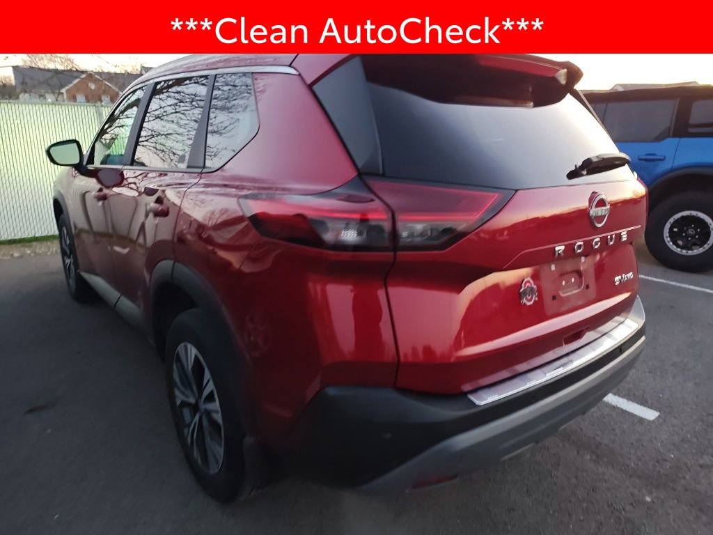 Used 2023 Nissan Rogue SV w/ SV Premium B Package image 4