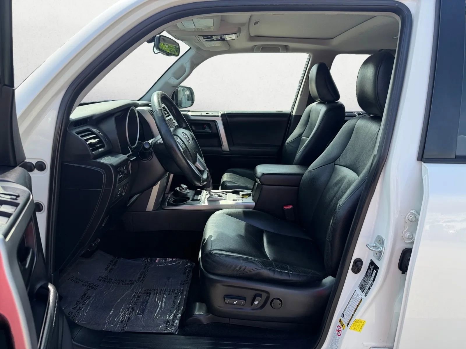 Used 2011 Toyota 4Runner Limited AWD/4WD image 11