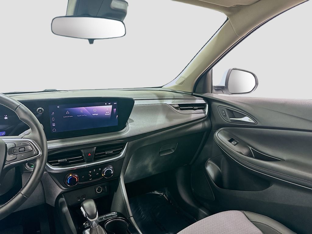 Used 2024 Buick Encore GX Preferred image 22