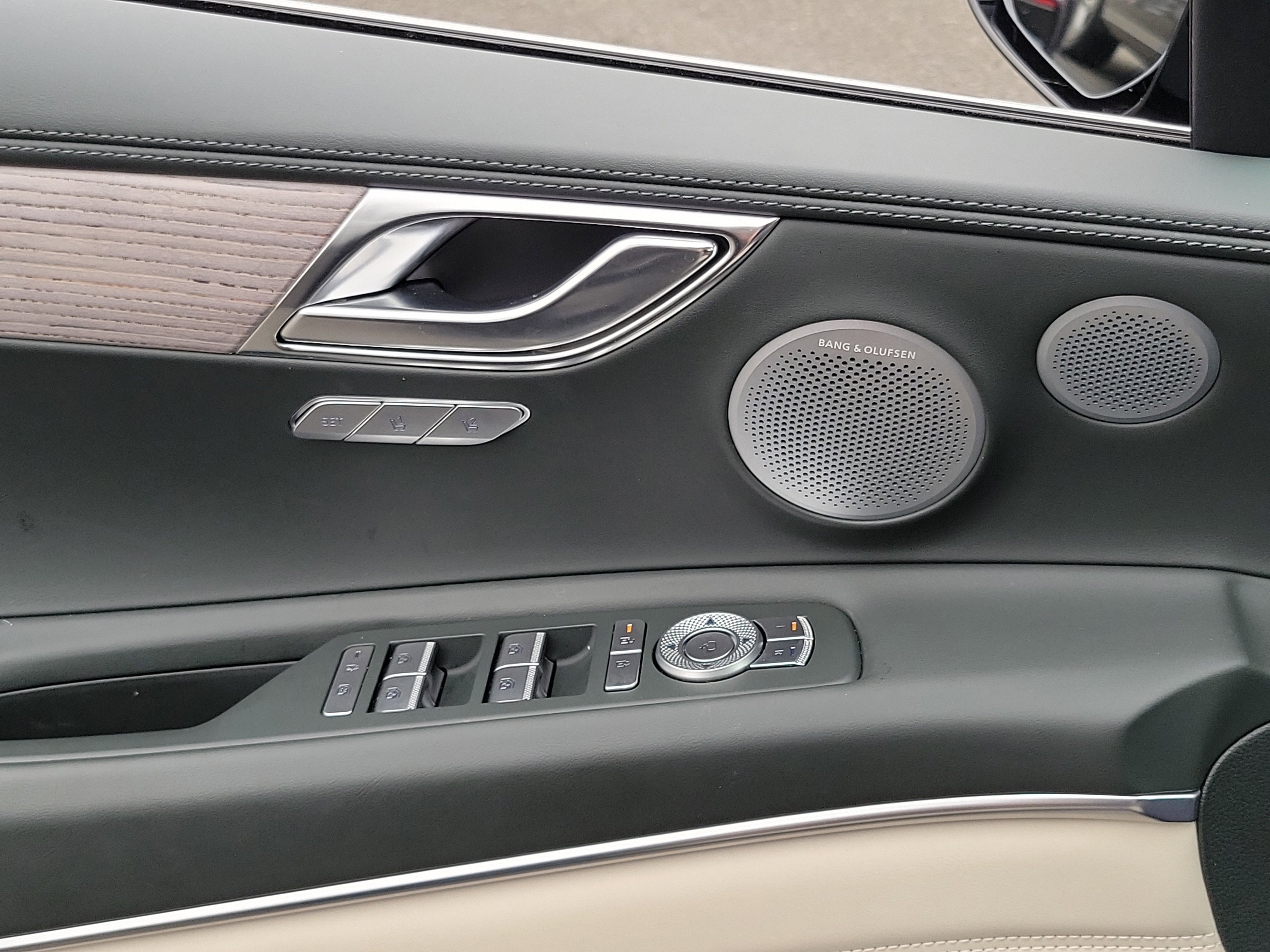 Certified 2026 Genesis GV80 2.5T Advanced AWD/4WD image 19