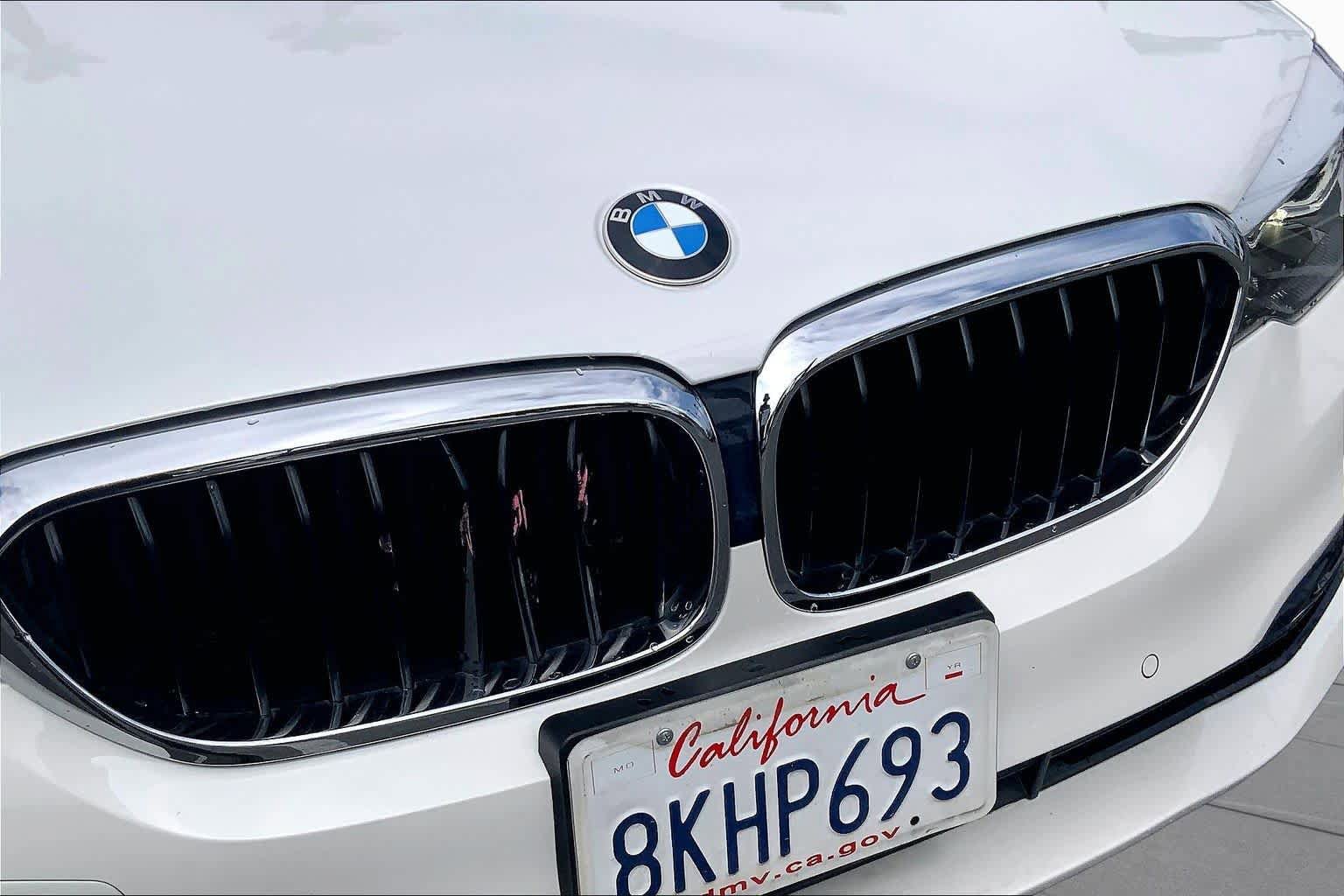 Used 2019 BMW 530i w/ Convenience Package RWD image 29