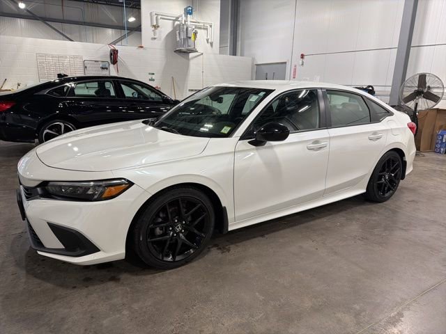 Used 2024 Honda Civic Sport image 2