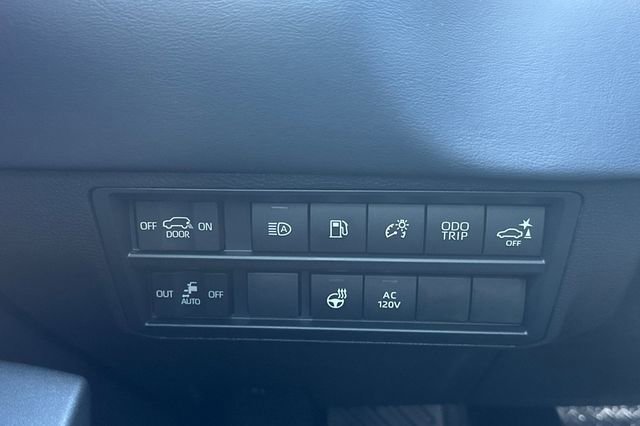 Used 2026 Toyota Sequoia Platinum image 31