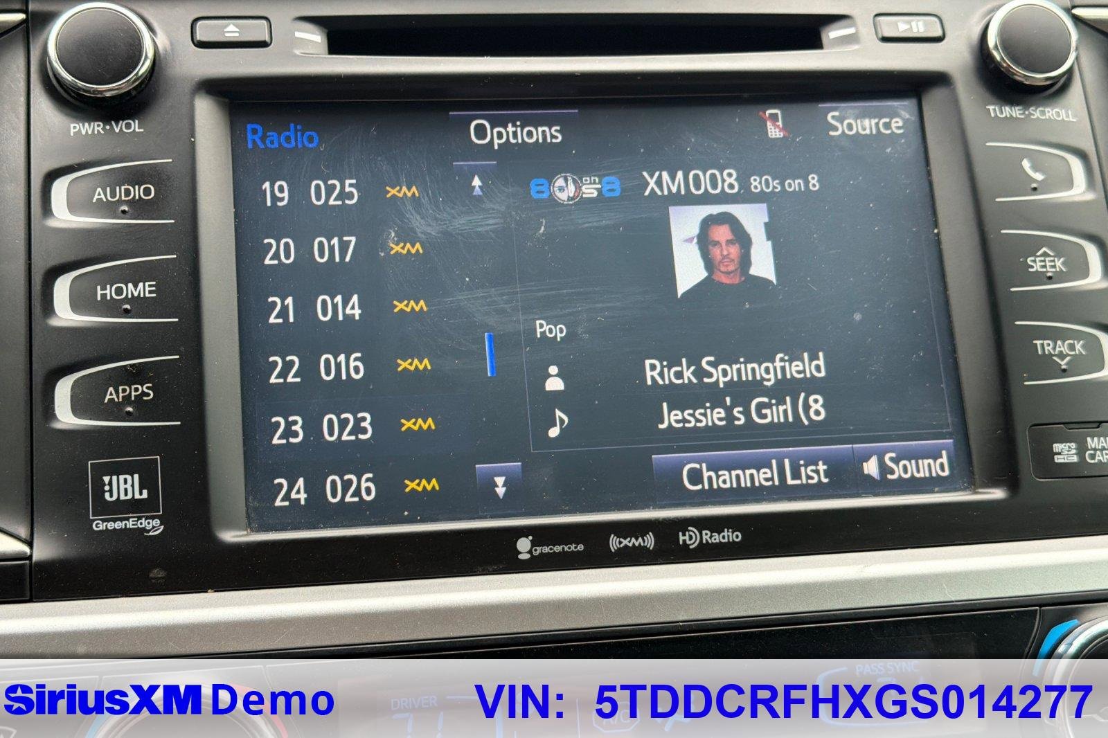 Used 2016 Toyota Highlander Limited image 25