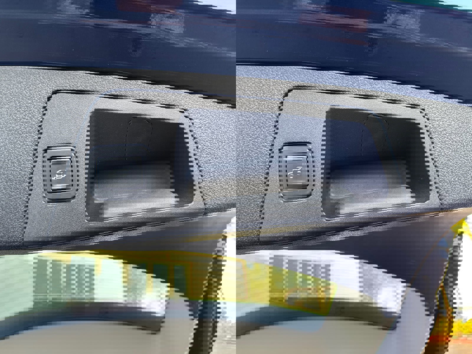 Certified 2022 Chevrolet Silverado 1500 Custom image 10