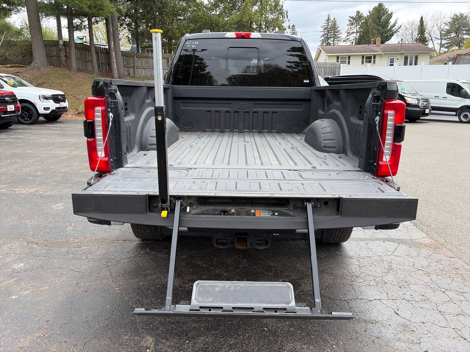 Used 2024 Ford F350 Lariat w/ Lariat Ultimate Package AWD/4WD image 8