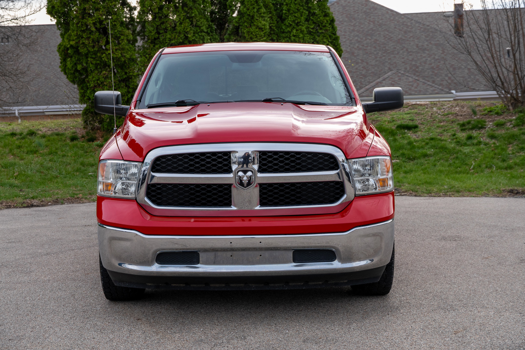 Used 2016 RAM 1500 Classic SLT image 2