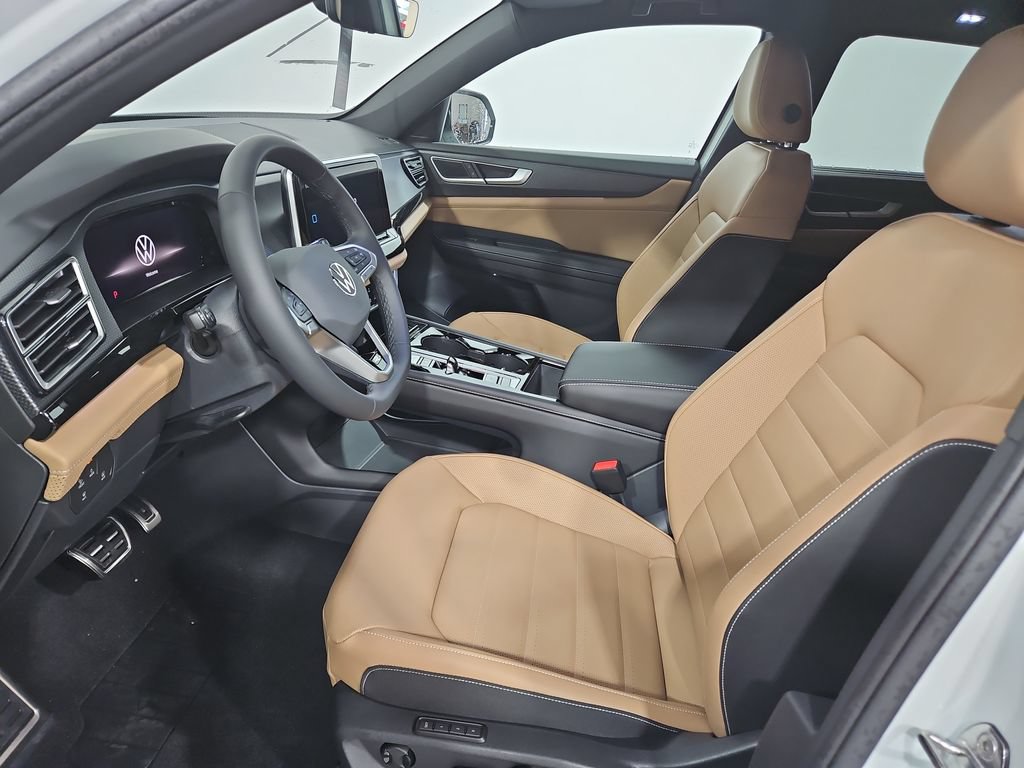 New 2026 Volkswagen Atlas Cross Sport SEL R-Line AWD/4WD image 9