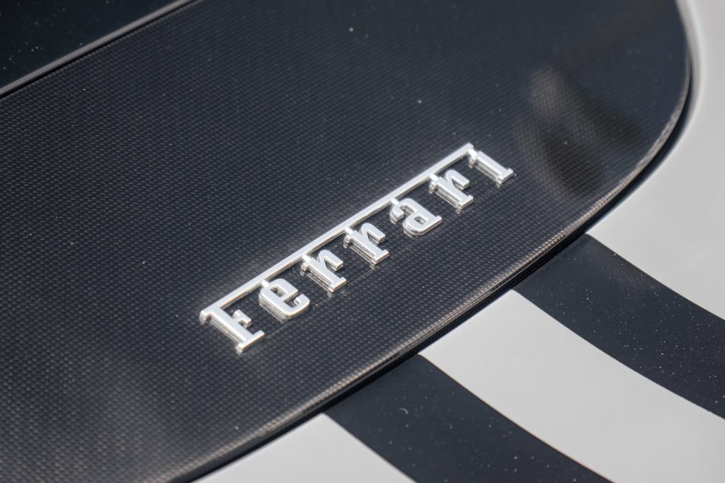 Used 2022 Ferrari Roma RWD image 20